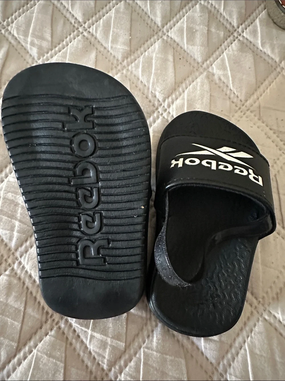 Reebok Kids Black Slide Sandals with White Logo